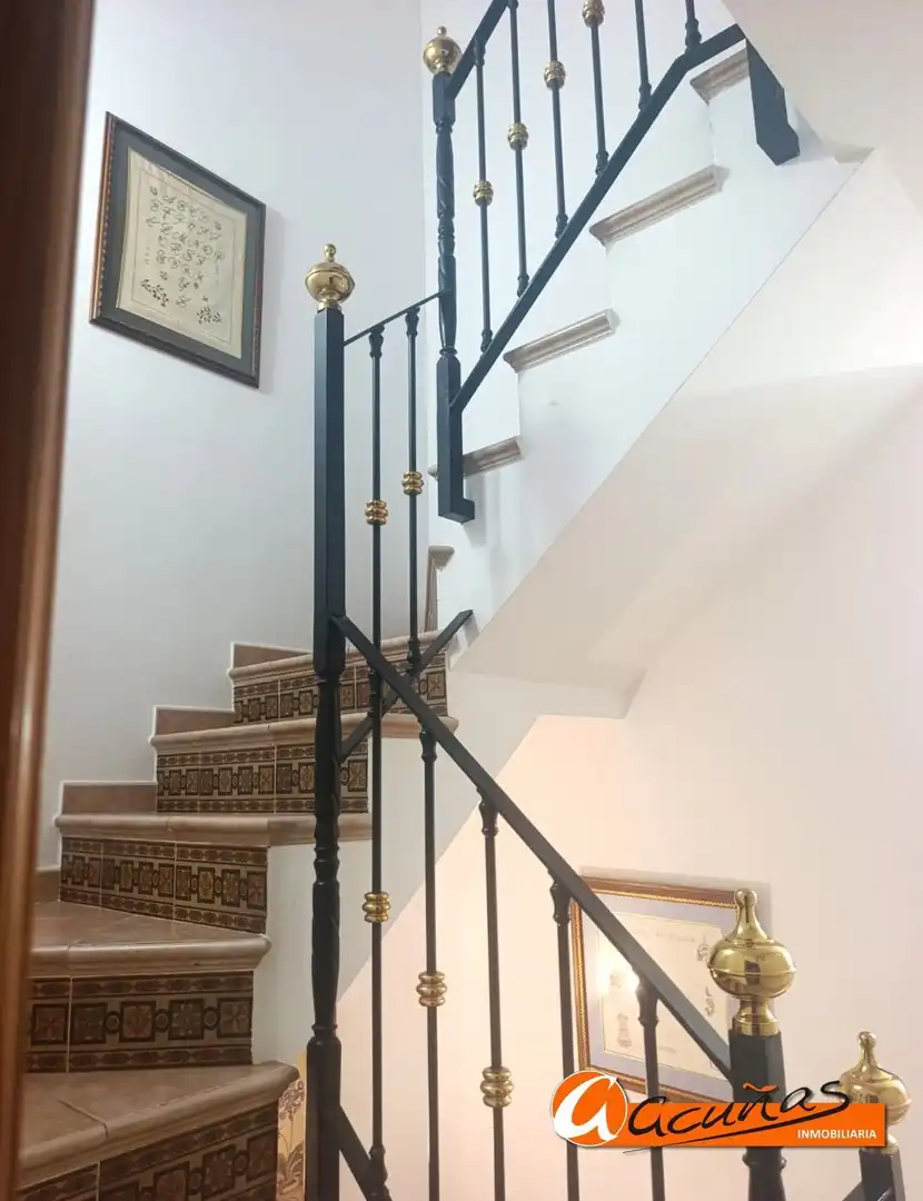 Einfamilien-Reihenhaus zum Verkauf in Palenciana mit Terrasse