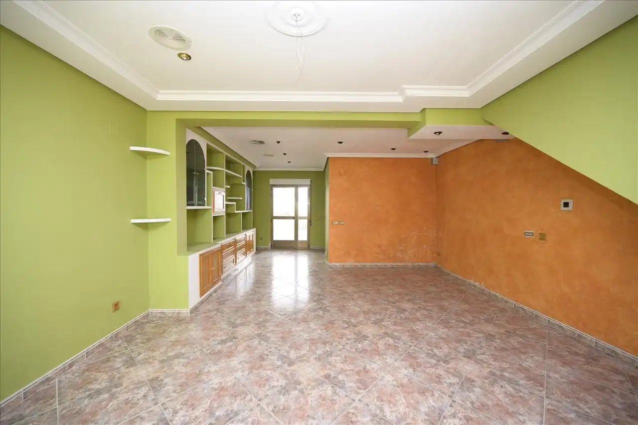 Detached homes for sale in La Pueblanueva  with Terrace