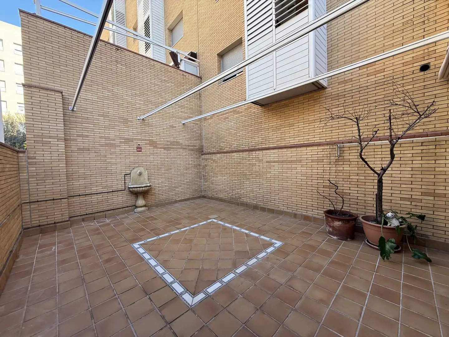 Terrassa de Casa adosada en venda en Mataró amb Calefacció