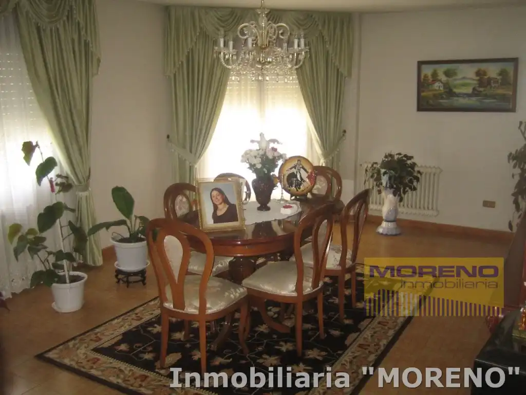 Piso con ascensor en venta en Sarria, imagen 2