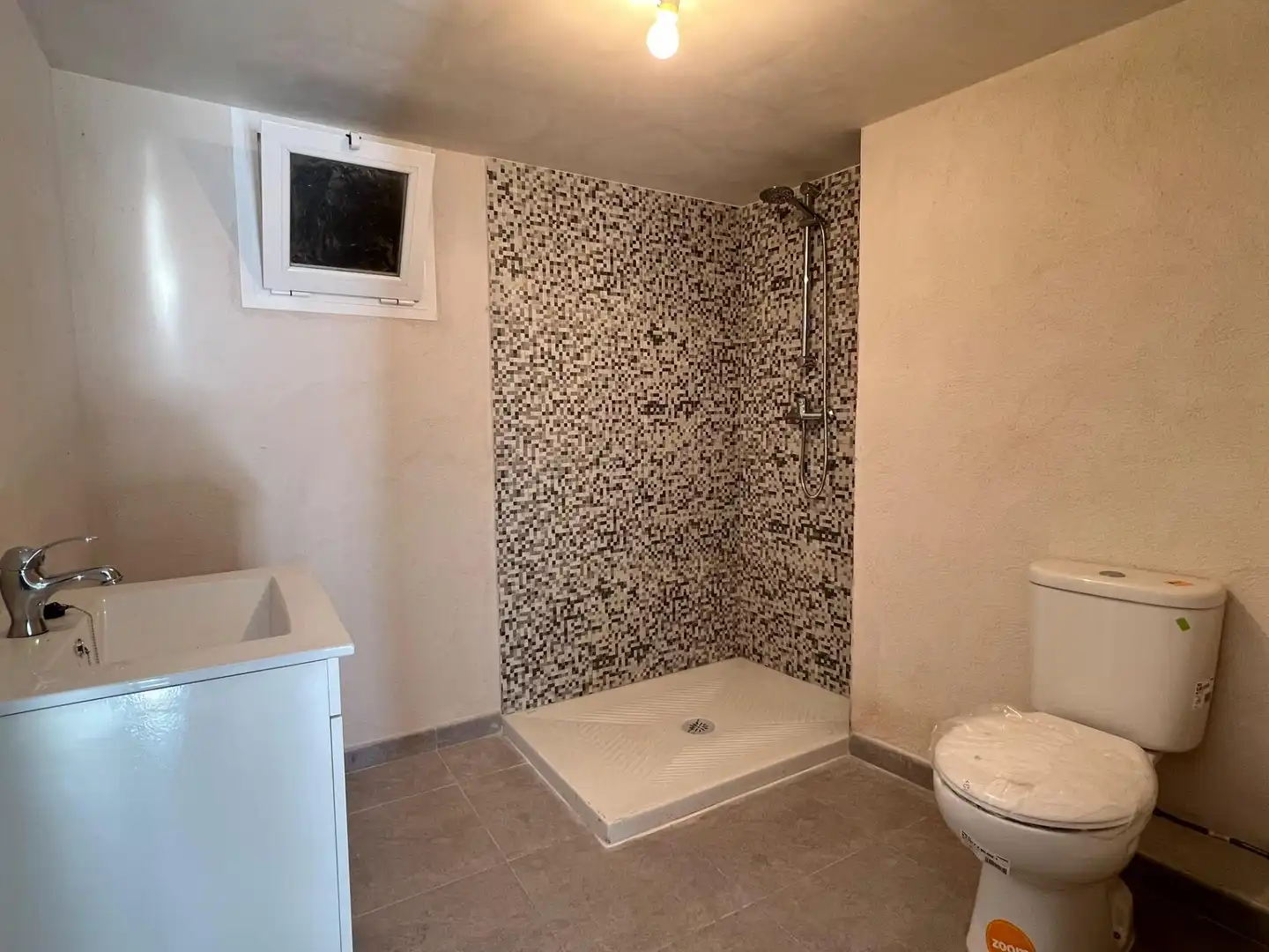Bathroom of Country homes for sale in Castrelo do Val  with Private garden and Furnished