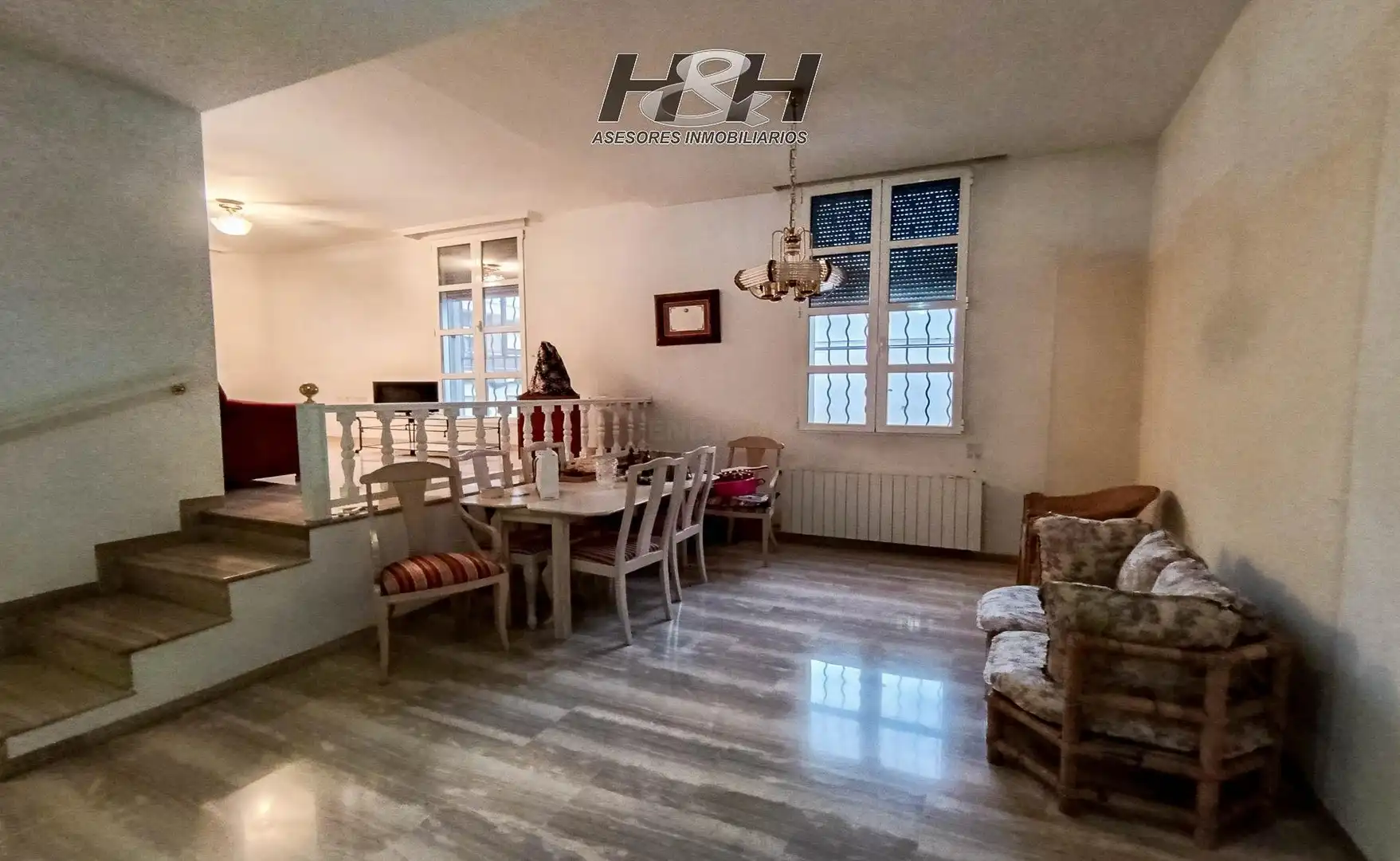 Comedor de Casa o chalet en venta en Burjassot con Aire acondicionado, Calefacción y Trastero