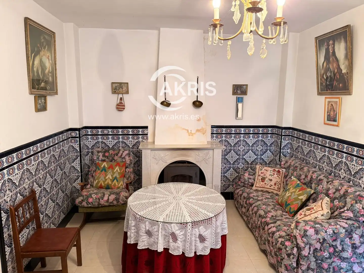 Living room of Houses for sale in San Pablo de los Montes