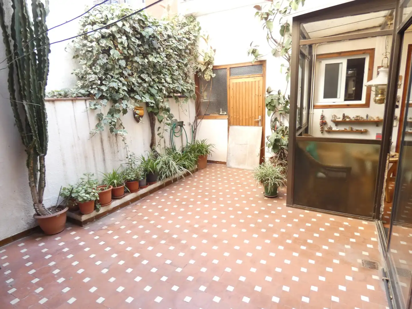 Jardín de Finca rústica en venta en Ripollet con Calefacción, Terraza y Trastero