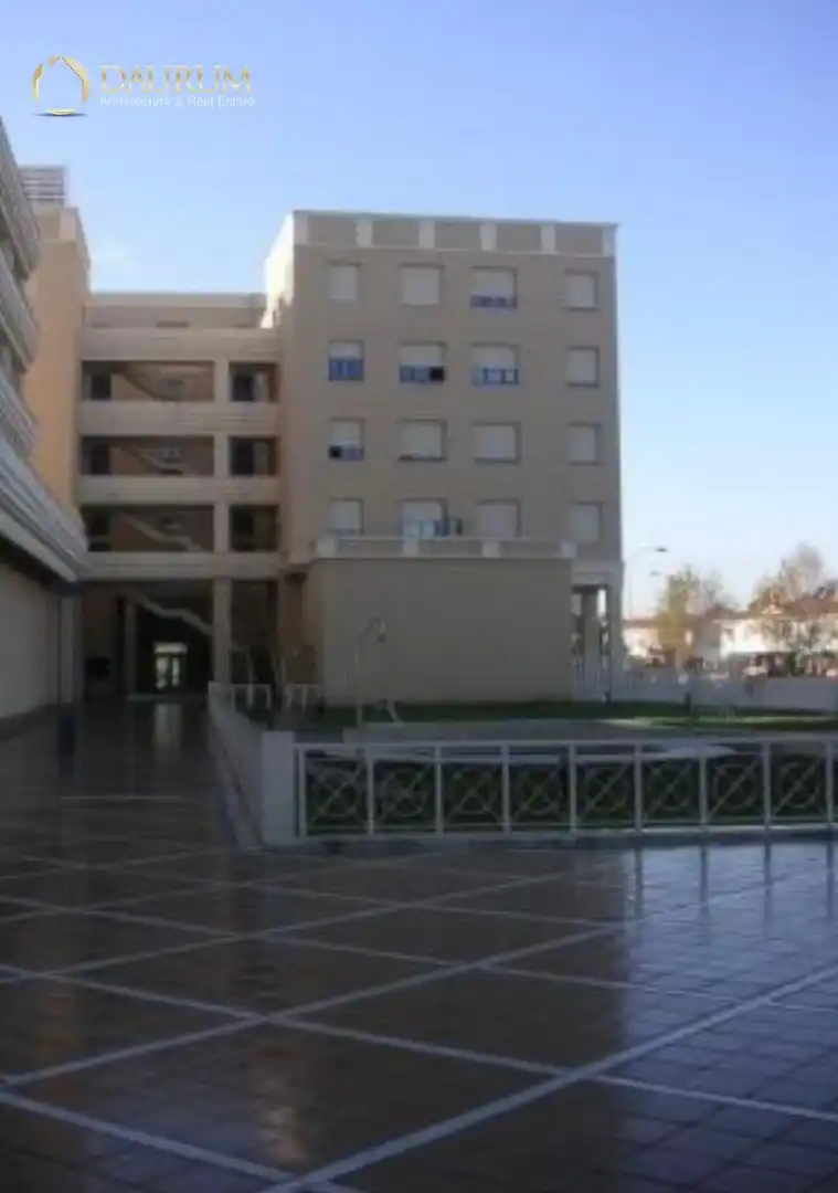 Apartament en venda a CASUARINA, Parque Alcosa