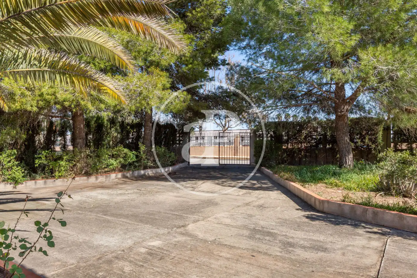Exterior view of Houses for sale in Chiva  with Air Conditioner, Heating and Private garden
