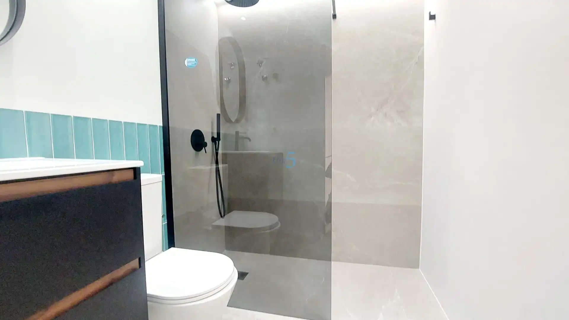 Badezimmer von Wohnung zum Verkauf in Pilar de la Horadada mit Klimaanlage, Heizung und Terrasse