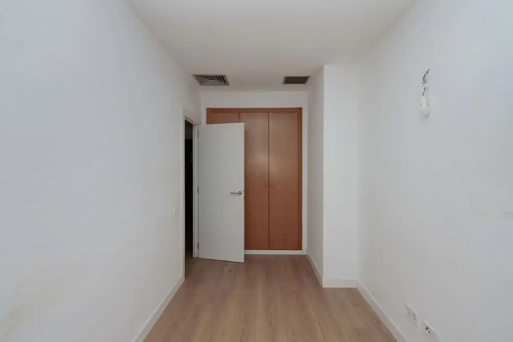 Flat for sale in Badalona