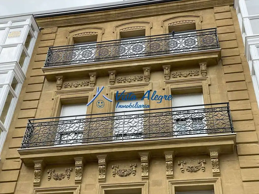 Vista exterior de Dúplex en venta en Haro con Calefacción