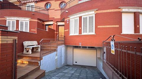Foto 3 de Casa adosada en venta en Virgen del Rocío, La Carolina, Jaén
