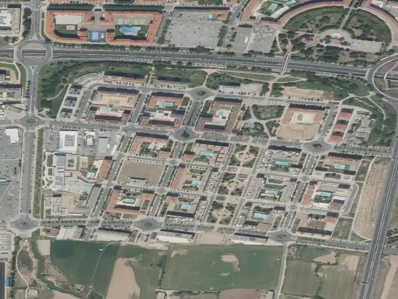 Vista exterior de Pis en venda en  Logroño