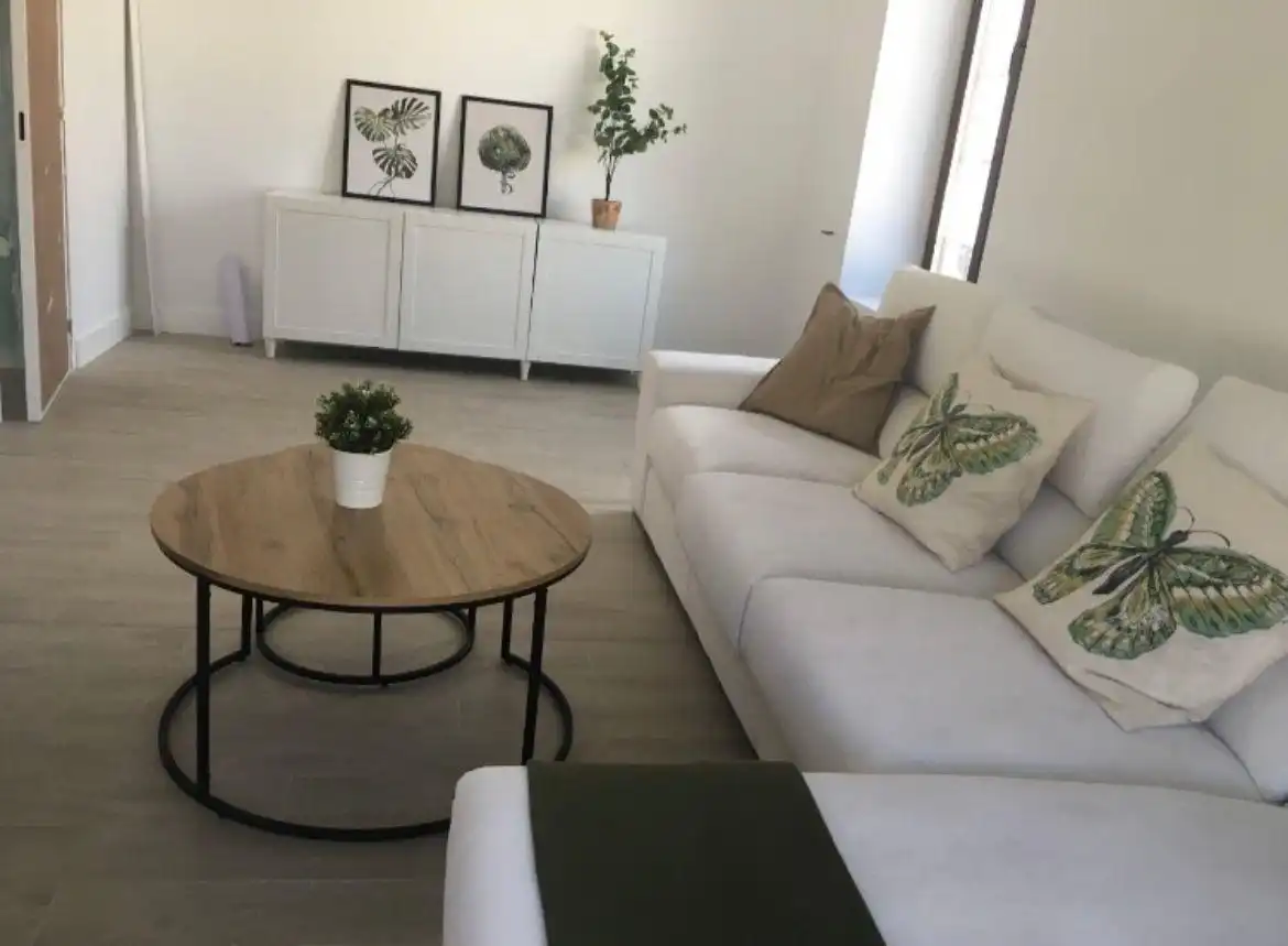 Sala d'estar de Casa o xalet en venda en Villalbilla amb Aire condicionat, Calefacció i Jardí privat