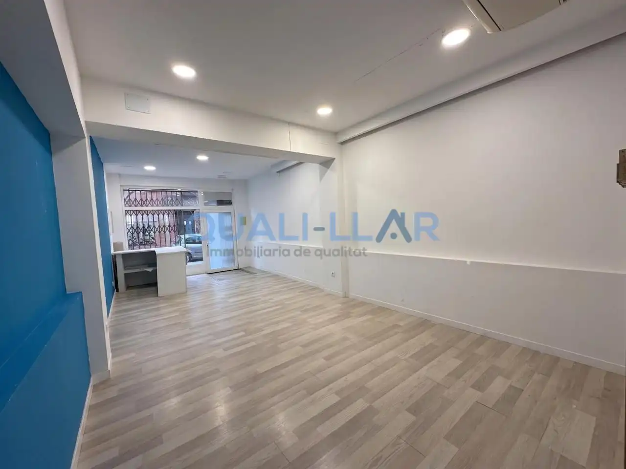 Local de alquiler en Sant Joan Despí con Aire acondicionado