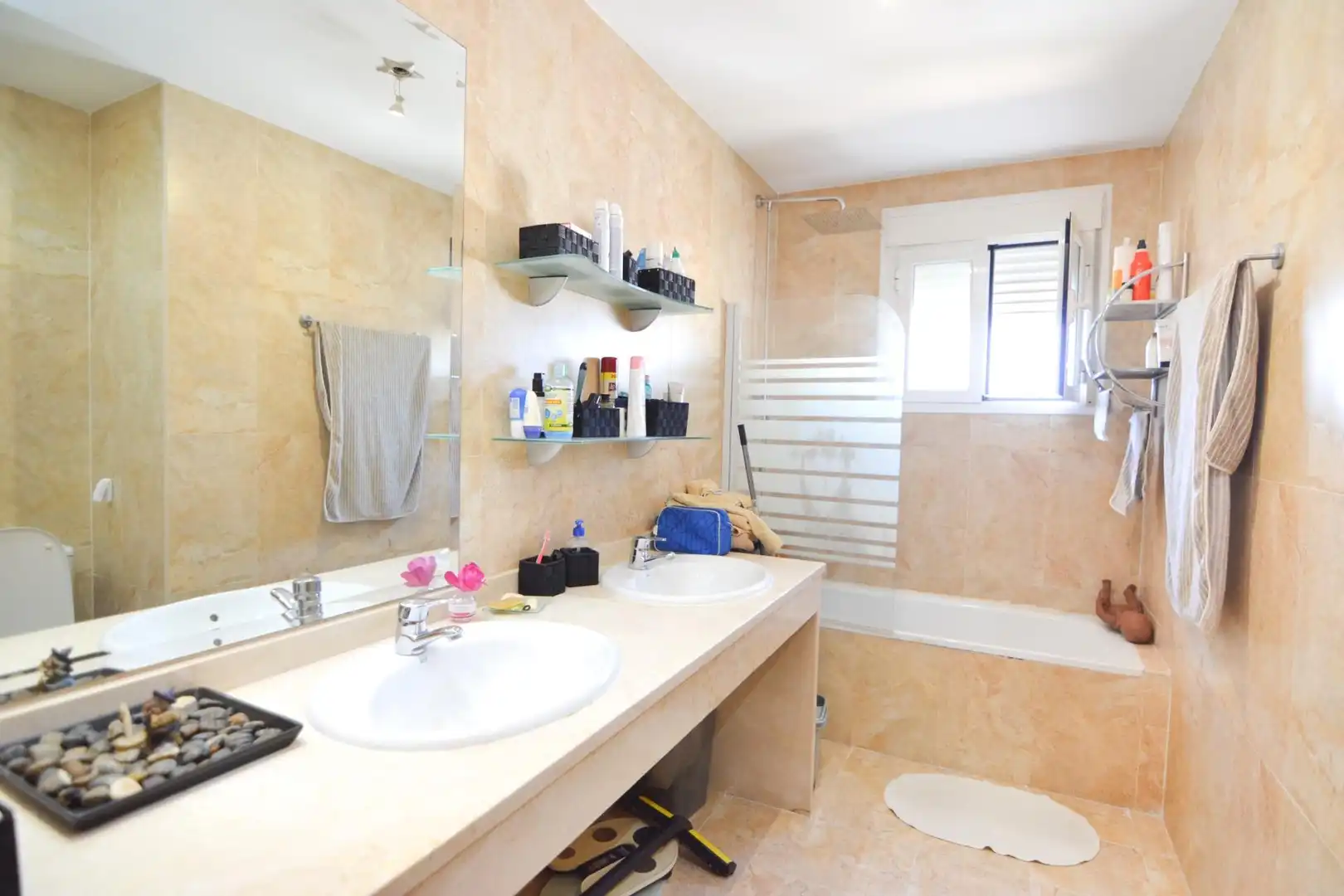 Bathroom of Detached homes for sale in Griñón  with Heating, Private garden and Terrace