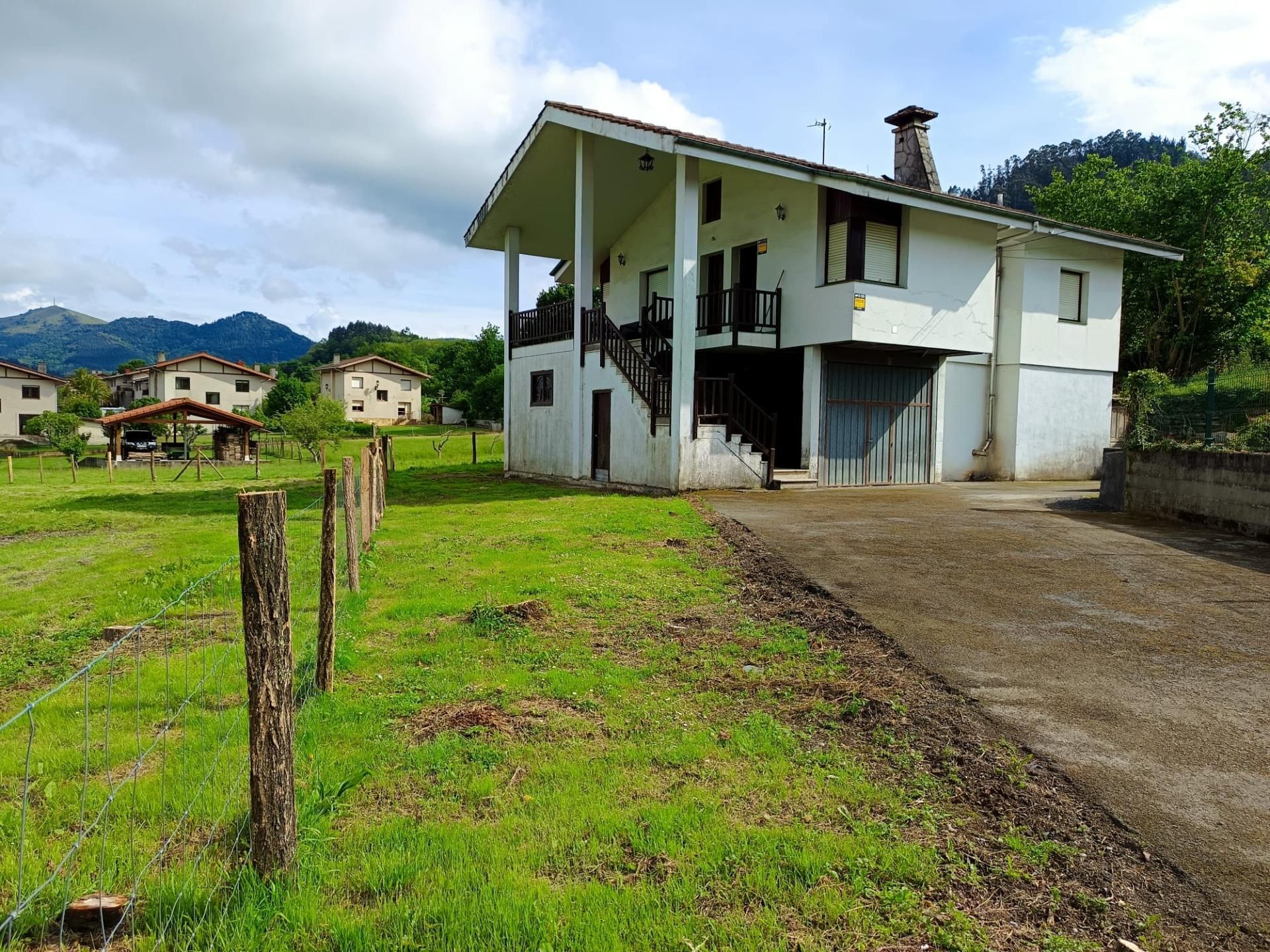 Vista exterior de Casa o xalet en venda en Sopuerta amb Calefacció i Traster