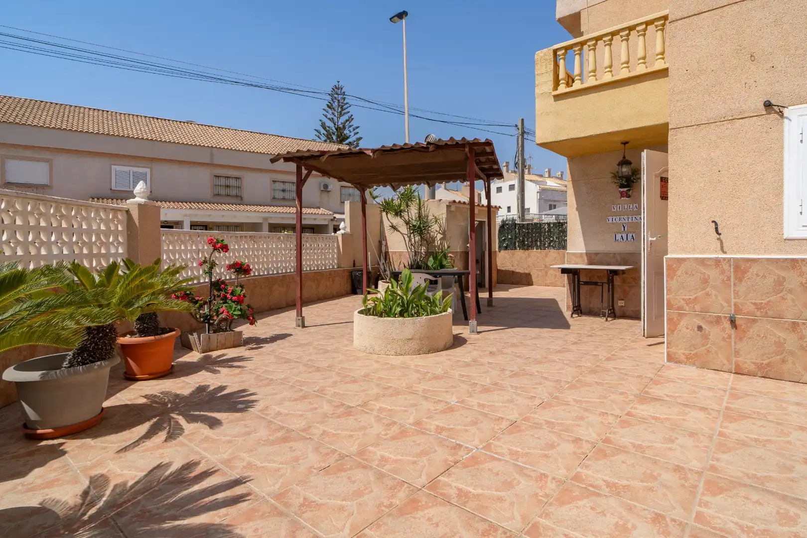 Terrassa de Casa adosada en venda en Torrevieja amb Calefacció, Jardí privat i Terrassa