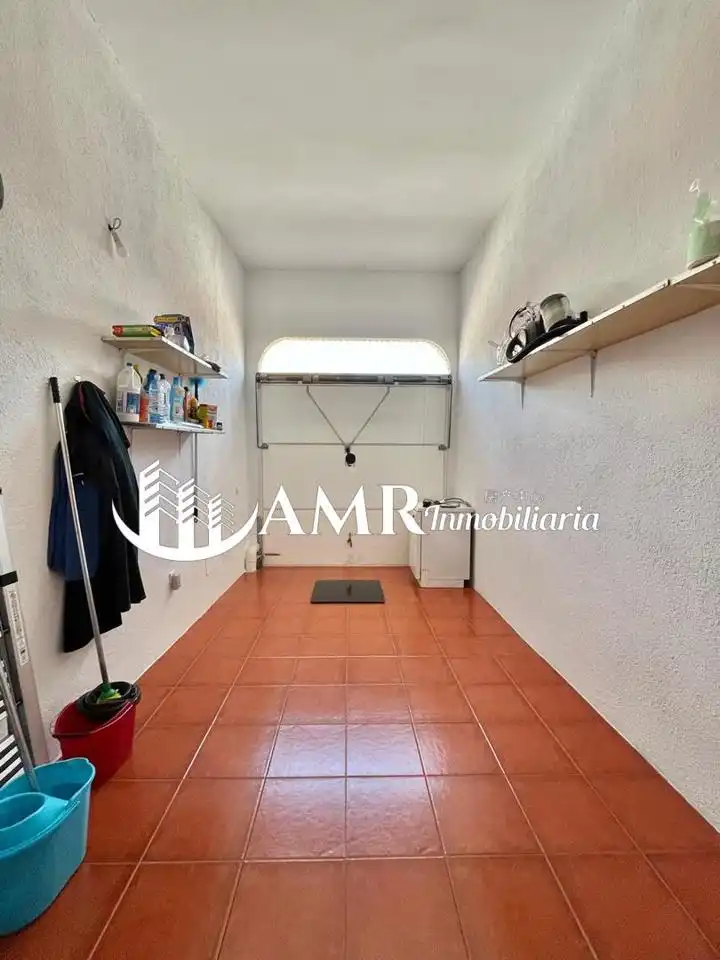 Casa adosada en venta en Casarrubuelos con Aire acondicionado, Calefacción y Jardín privado