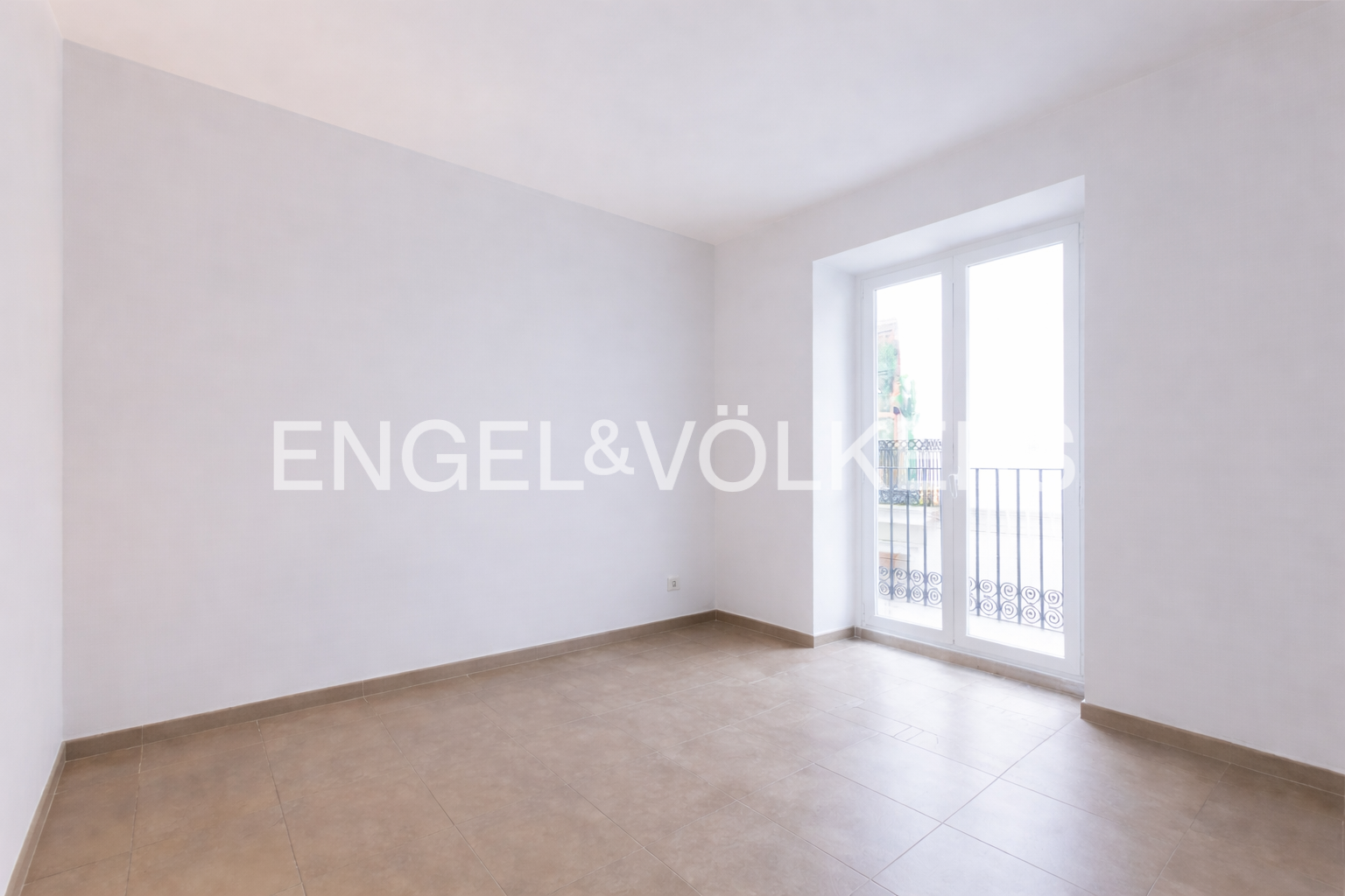 Sala d'estar de Pis de lloguer en  Valencia Capital amb Aire condicionat, Calefacció i Balcó