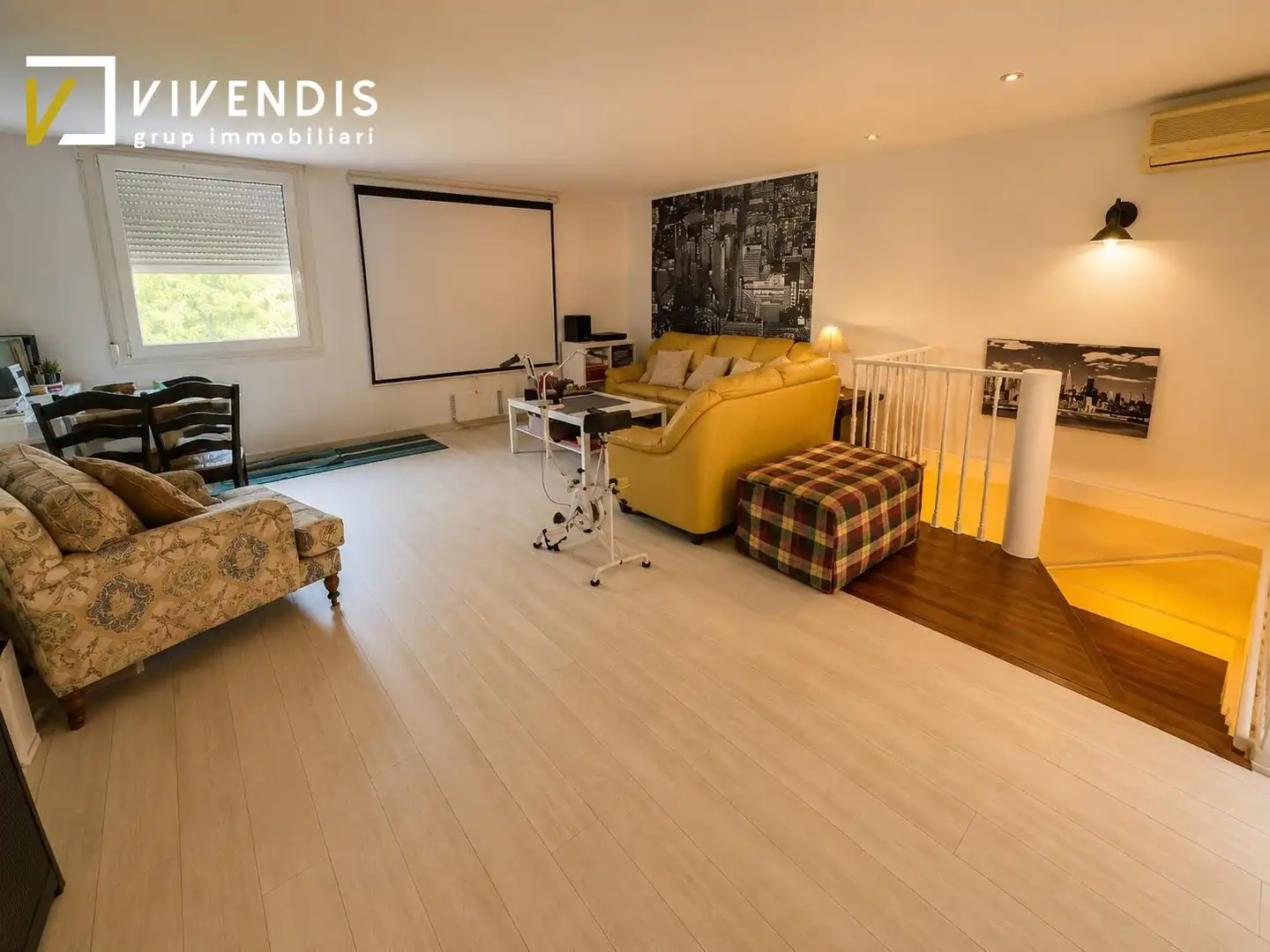 Sala d'estar de Casa o xalet en venda en Lleida amb Aire condicionat, Calefacció i Jardí privat