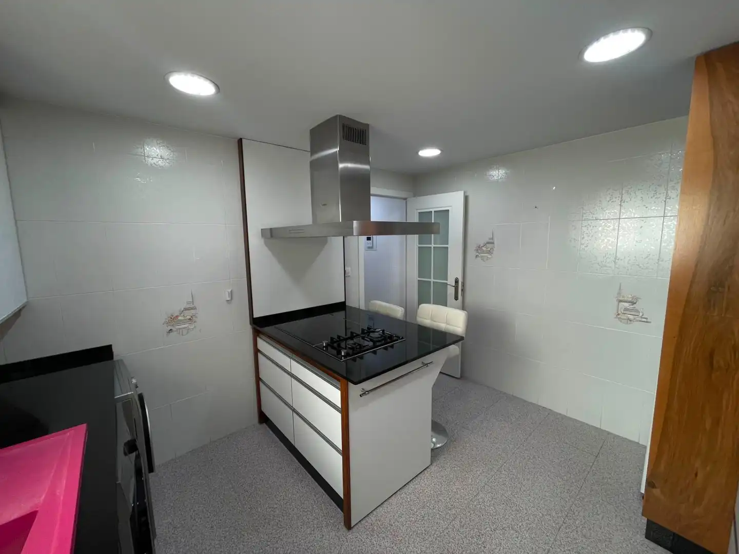 Kitchen of Duplexes for rent in Valencia  with Parquet flooring, Terrace and Furnished