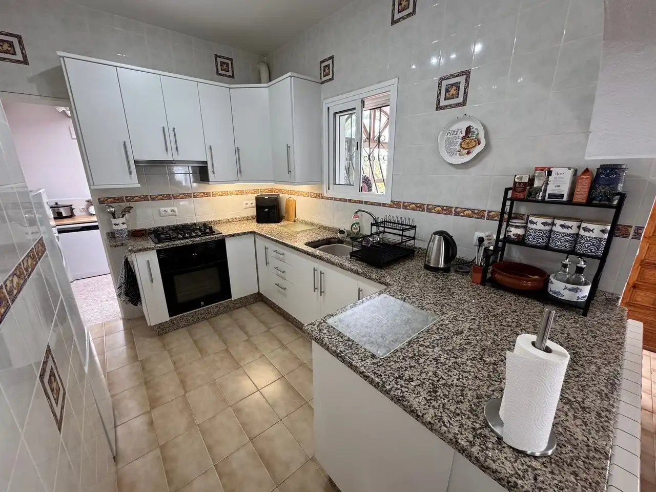House with pool for sale in Vista de los Ángeles, imagen 6