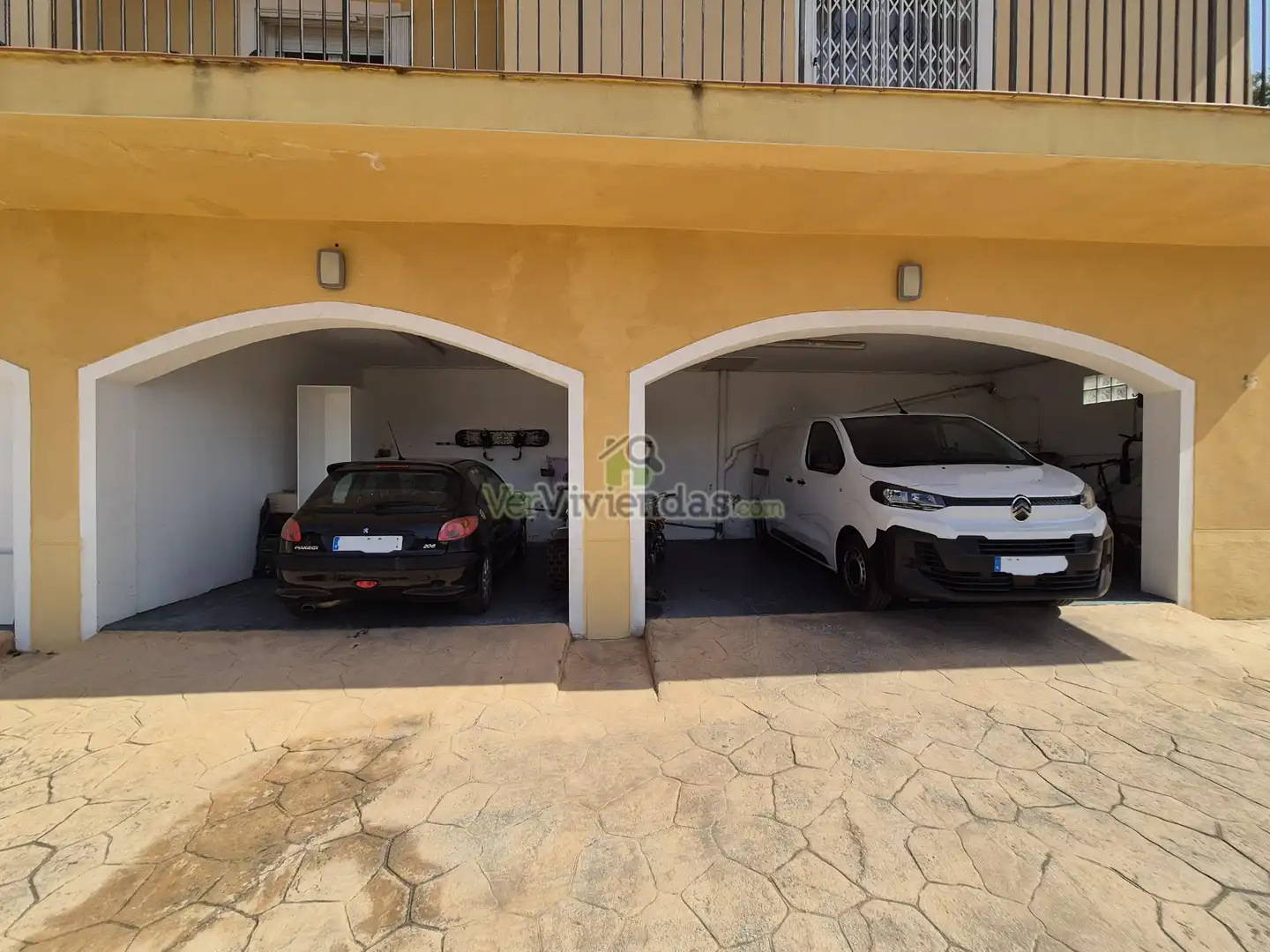 Parking de Casa o chalet en venta en Olesa de Bonesvalls con Aire acondicionado, Calefacción y Jardín privado
