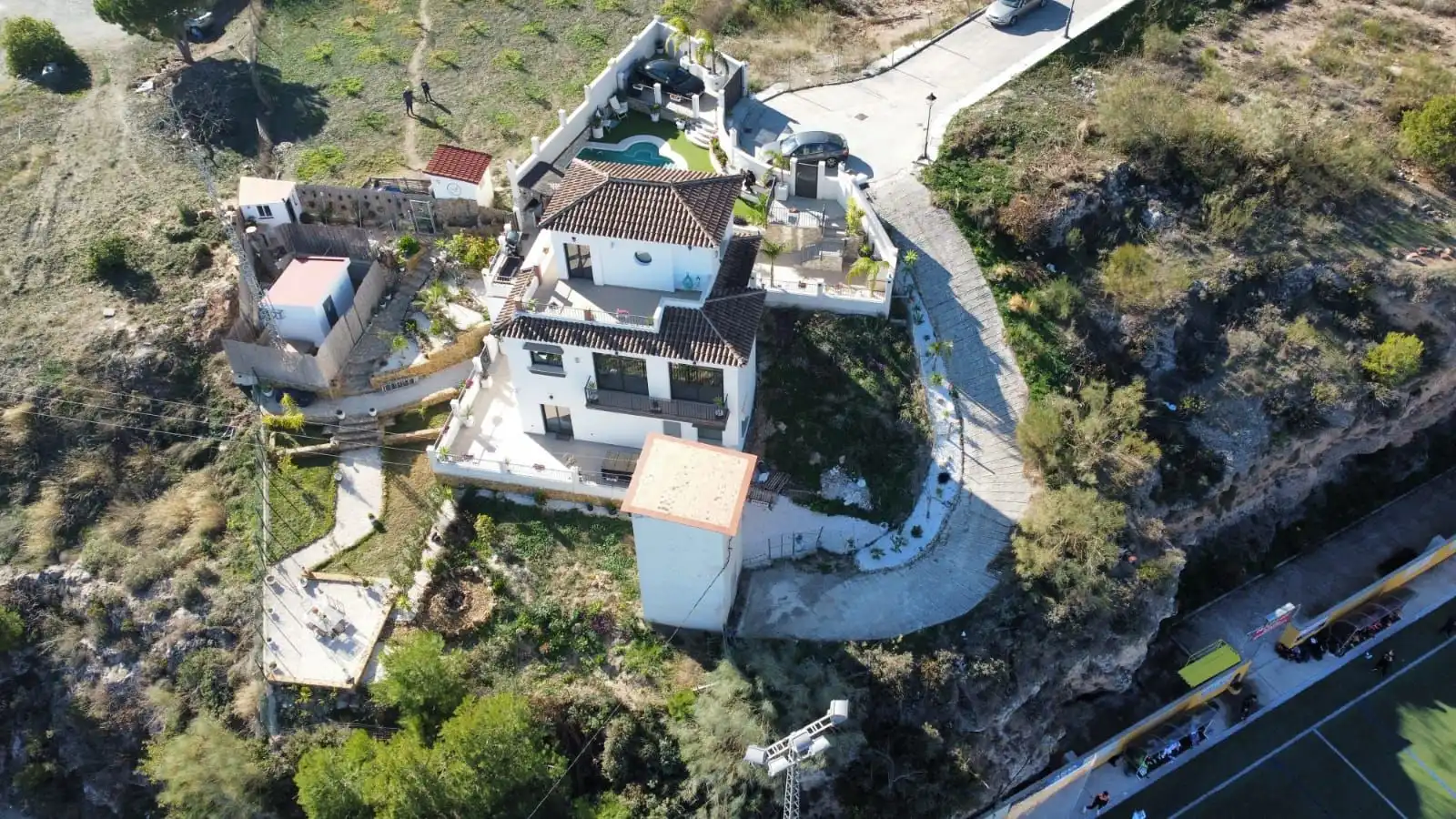 Vista exterior de Casa o xalet en venda en Casarabonela amb Calefacció, Jardí privat i Terrassa