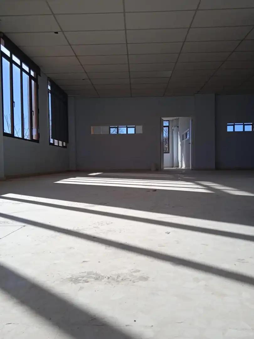 Industrial building to rent in Fuente del Jarro, imagen 10