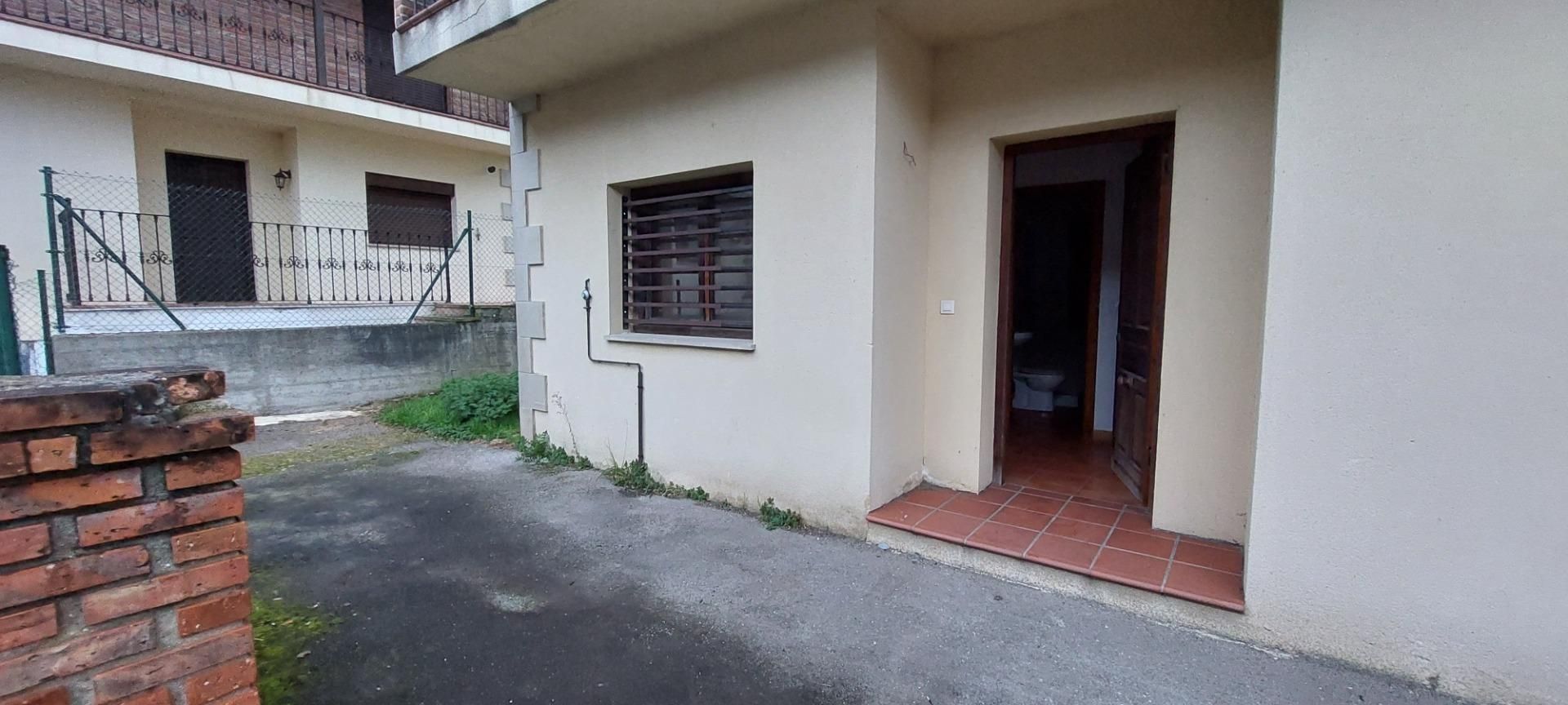 Exterior view of Single-family semi-detached for sale in Val de San Vicente   with Private garden and Balcony