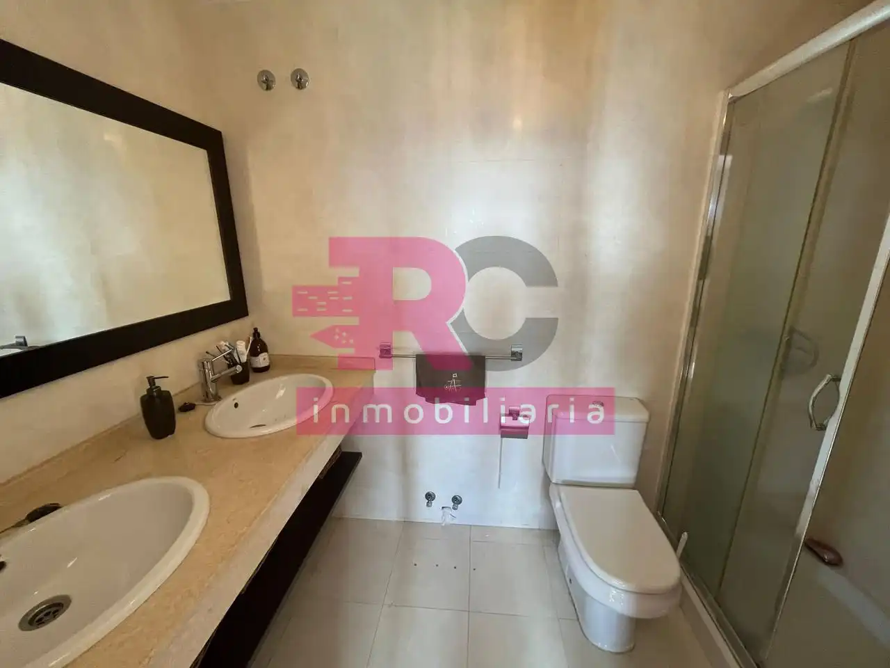 Baño de Casa adosada en venta en Cabrerizos con Calefacción, Jardín privado y Piscina comunitaria