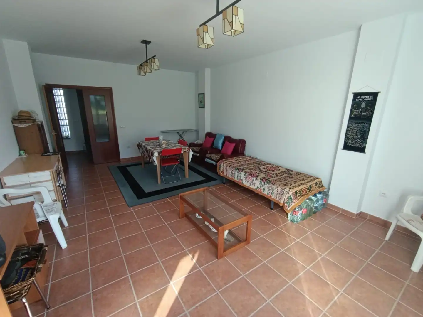 Sala d'estar de Casa o xalet en venda en Mata de Alcántara amb Moblat