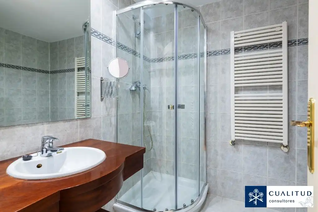 Baño de Piso en venta en Castellón de la Plana / Castelló de la Plana con Trastero