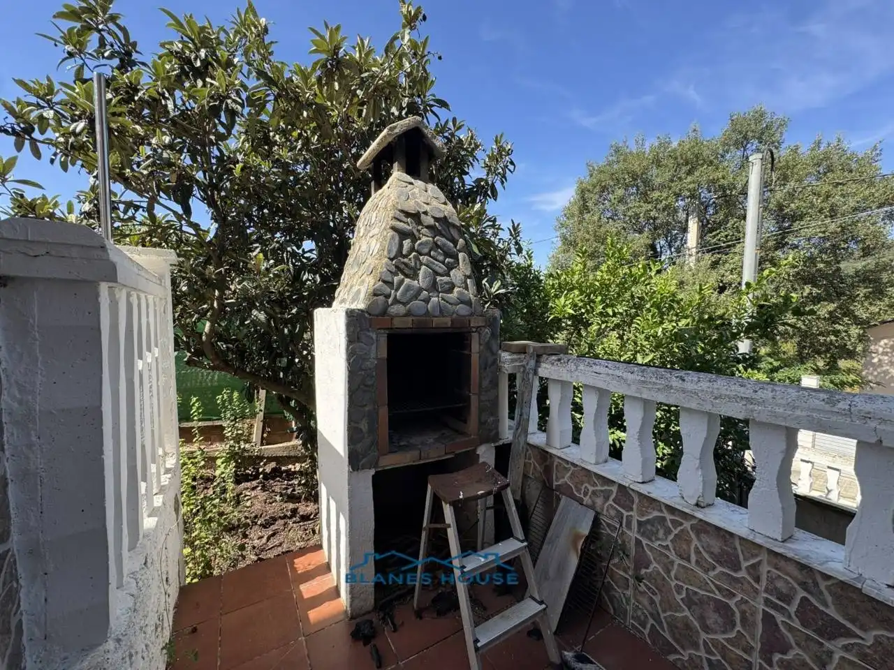Casa con piscina en venta en Avenida Argimont 0, imagen 26