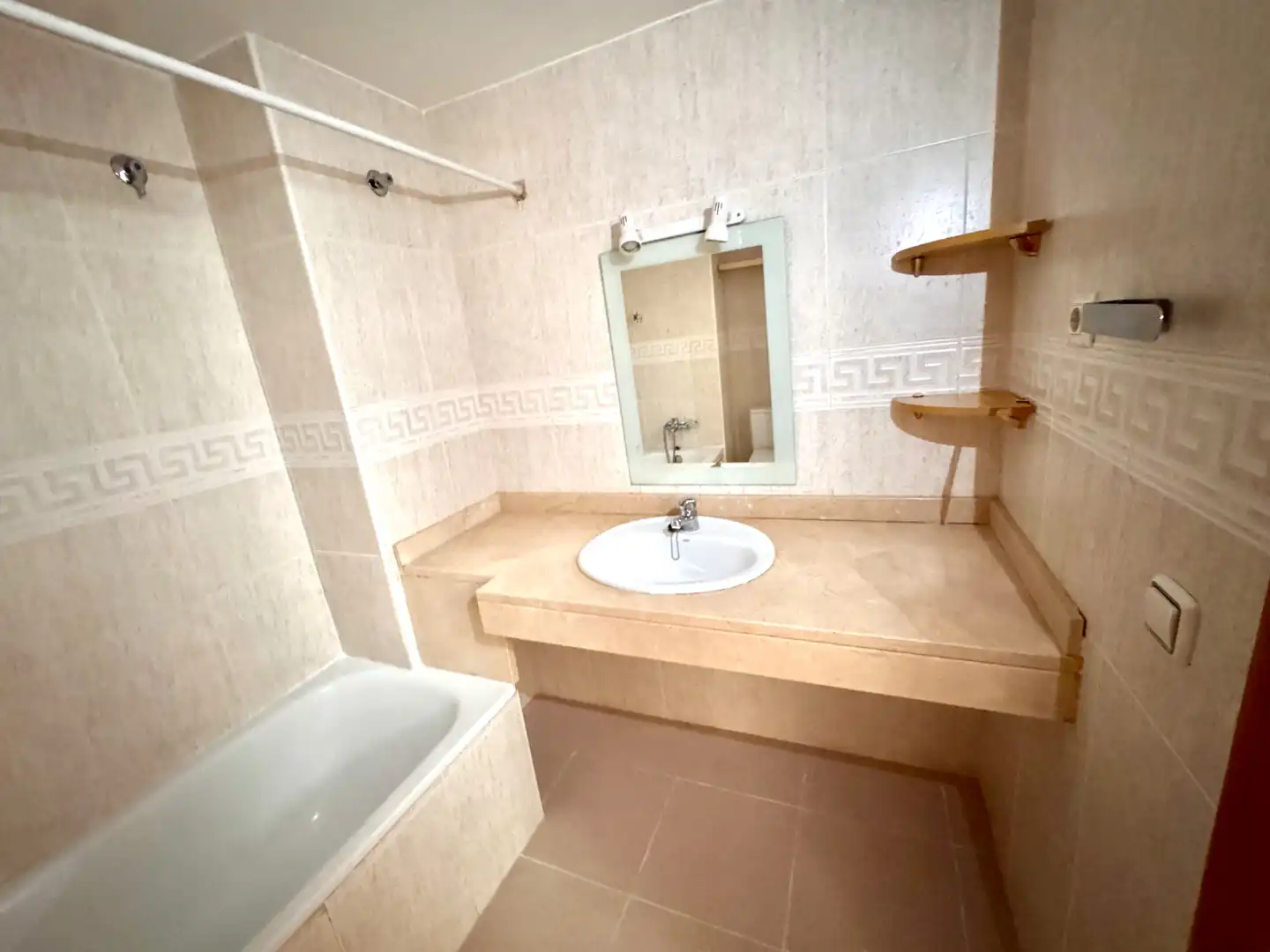 Baño de Piso en venta en Arenys de Munt con Aire acondicionado, Calefacción y Horno