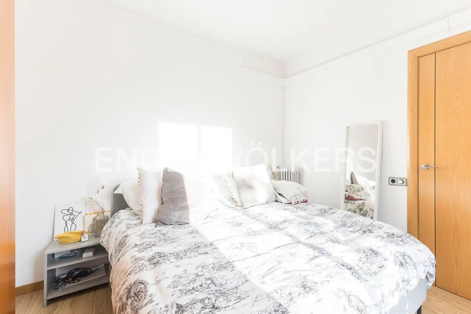 Habitación de Piso en venta en Barcelona con Aire acondicionado, Calefacción y Balcón