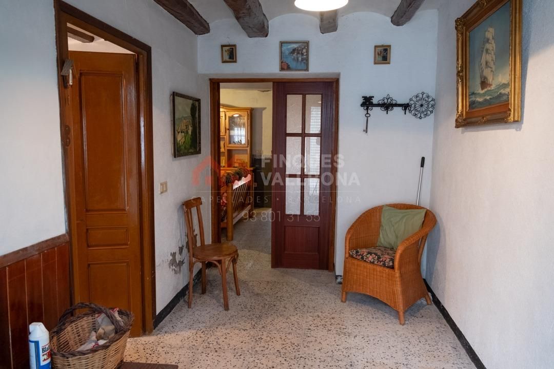 Casa o xalet en venda en La Llacuna amb Jardí privat