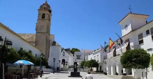 Vista exterior de Casa o xalet en venda en Montemayor amb Terrassa, Traster i Balcó