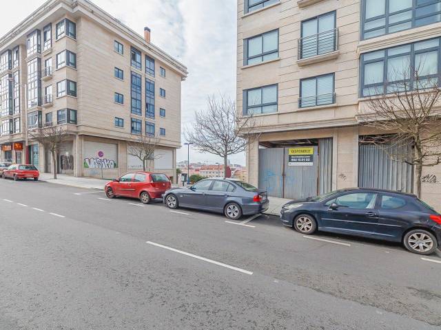 Local comercial en Venta en Aragon, 149 en Travesía de Vigo - San Xoán