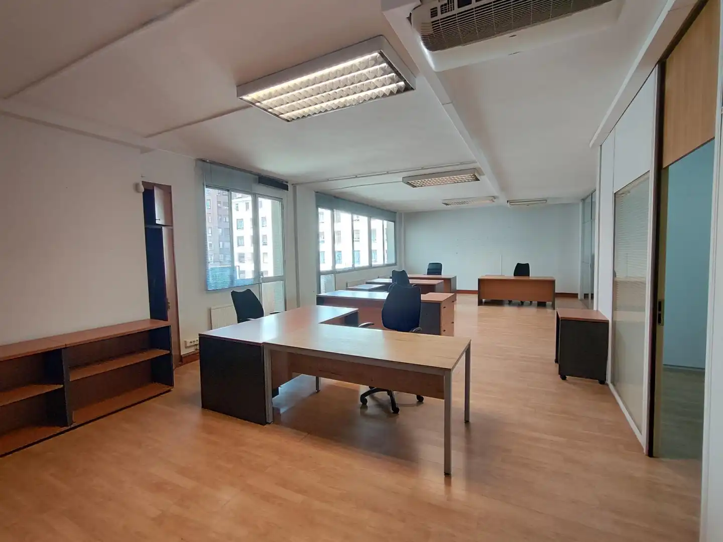 Büro zur Miete in Avenida Sabino Arana, Basurtu