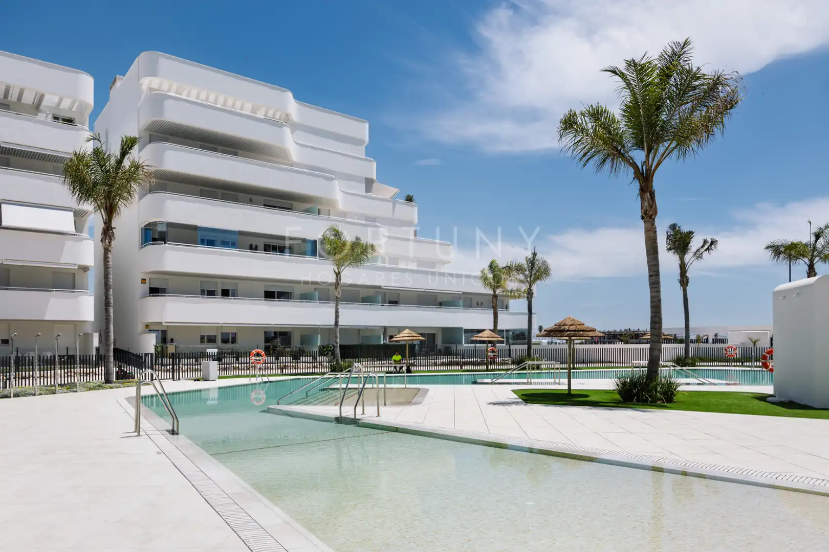Piso con piscina en venta en Calle Mar Rojo 1761, imagen 5