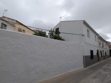 Casa con balcone in vendita a Alcaudete