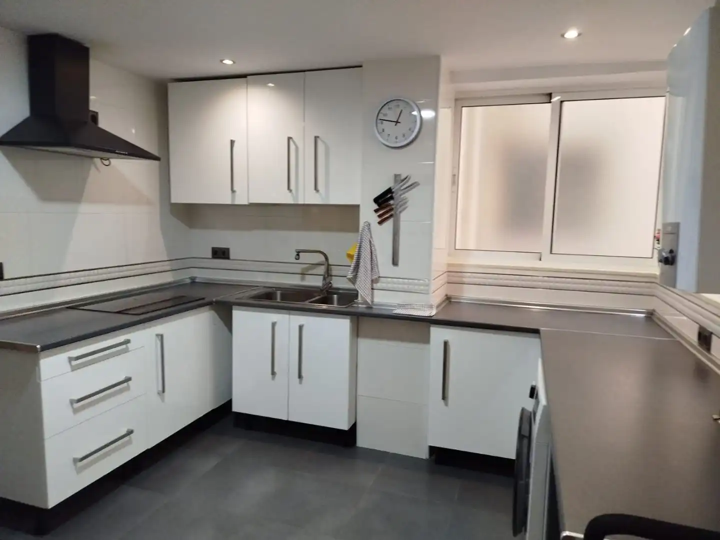 Piso con ascensor en venta en Calle Amadeo Vives 7, imagen 8