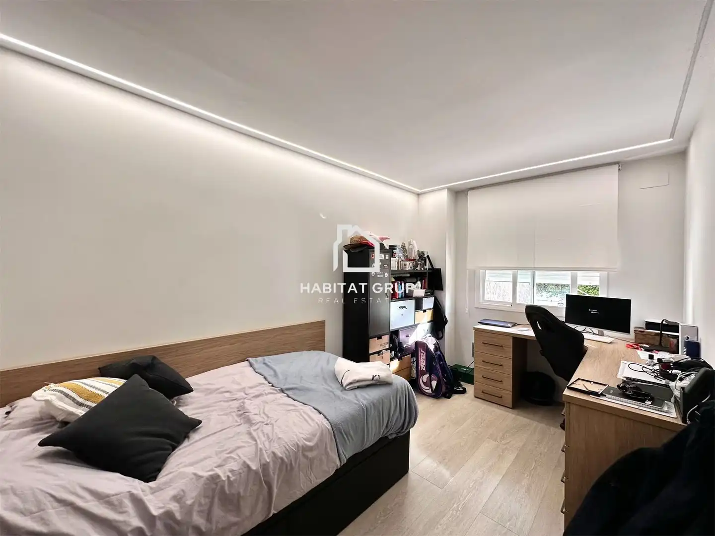 Bedroom of Duplexes for sale in Sant Feliu de Llobregat  with Air Conditioner, Heating and Private garden
