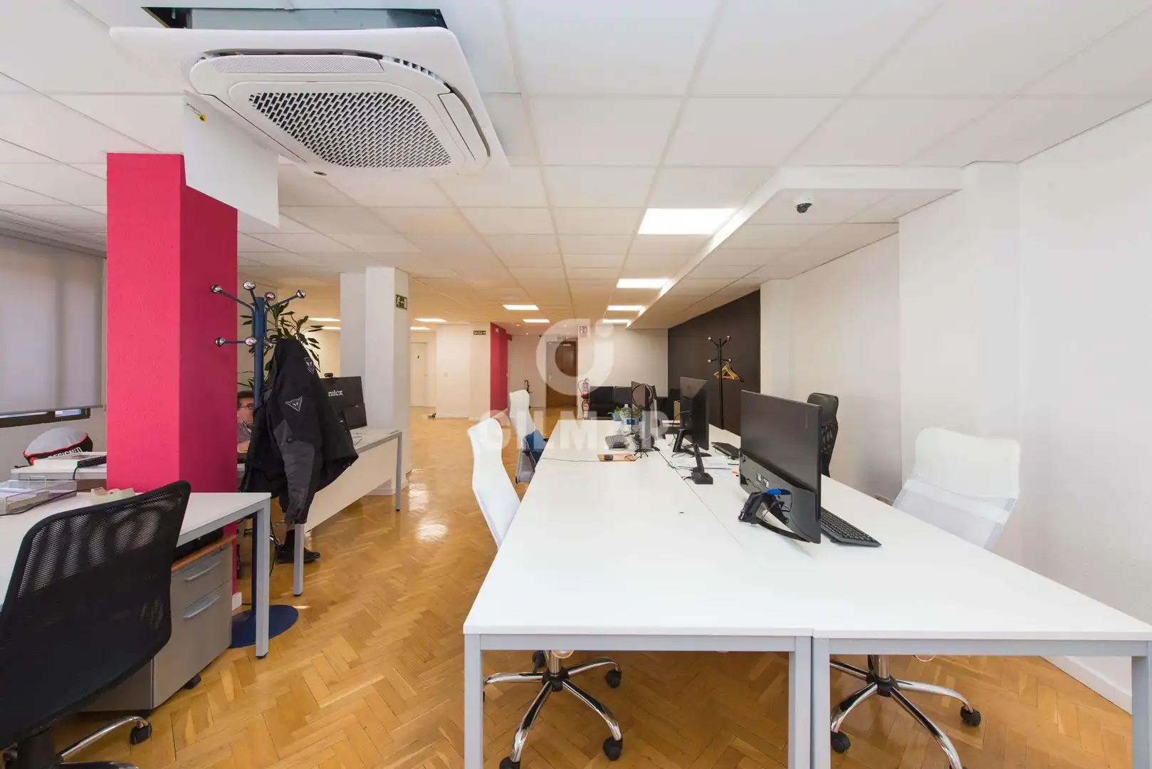 Büro zum Verkauf in Madrid mit Heizung