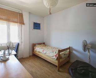 Flat to share in Barri de les Corts