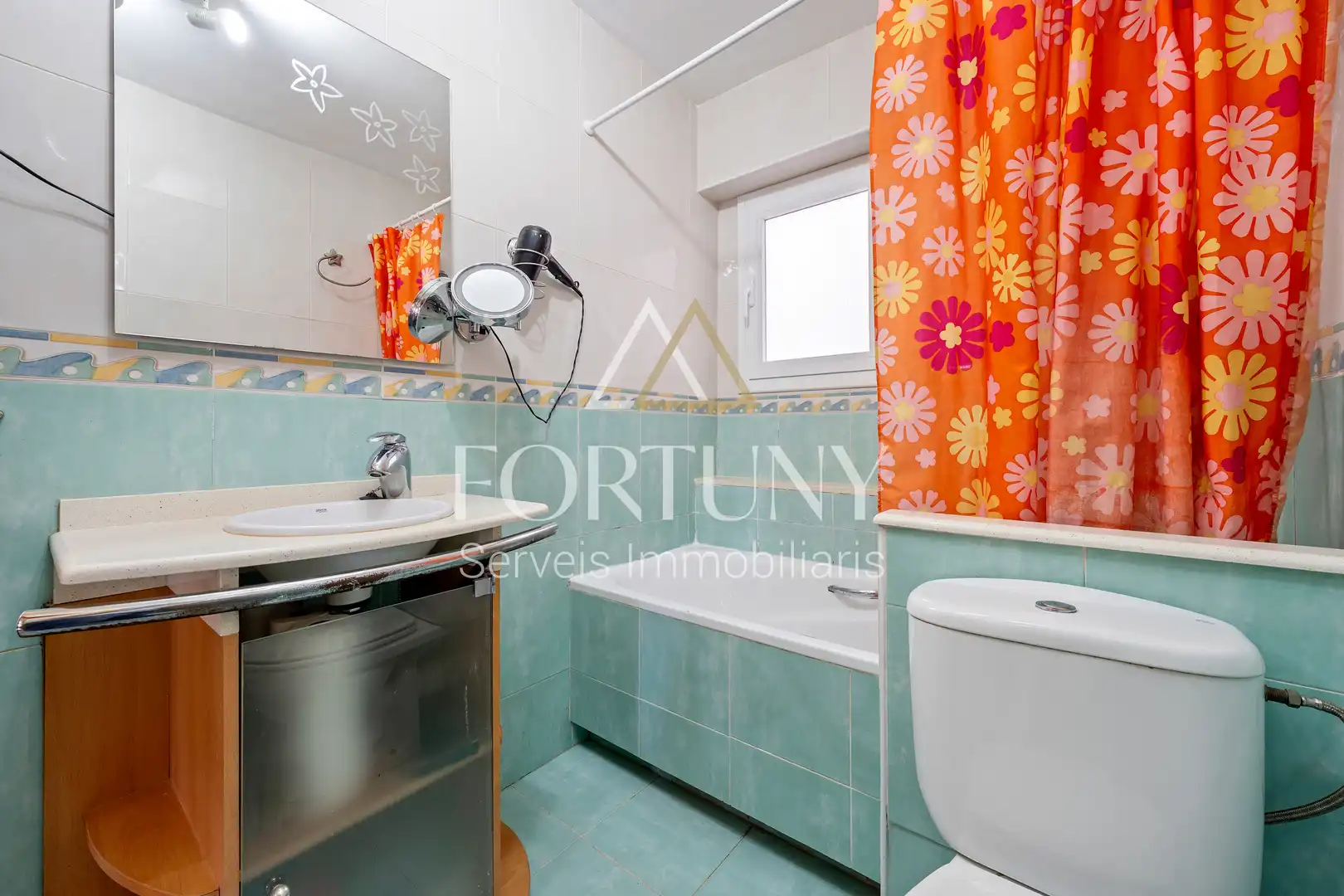 Baño de Piso en venta en Tarragona con Aire acondicionado