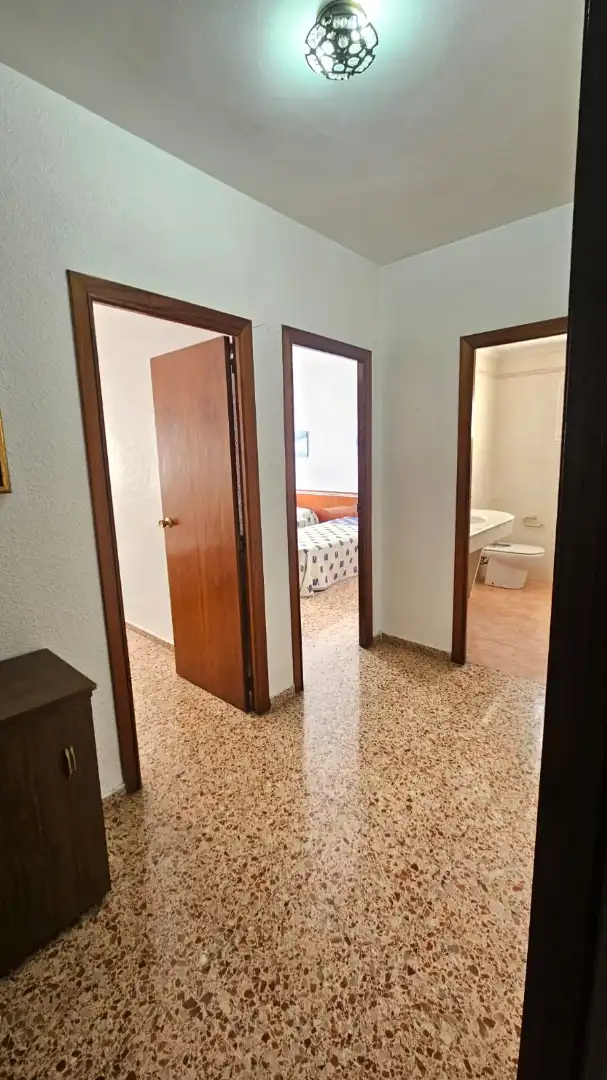 Flat for sale in Valencia  with Air Conditioner, Heating and Balcony