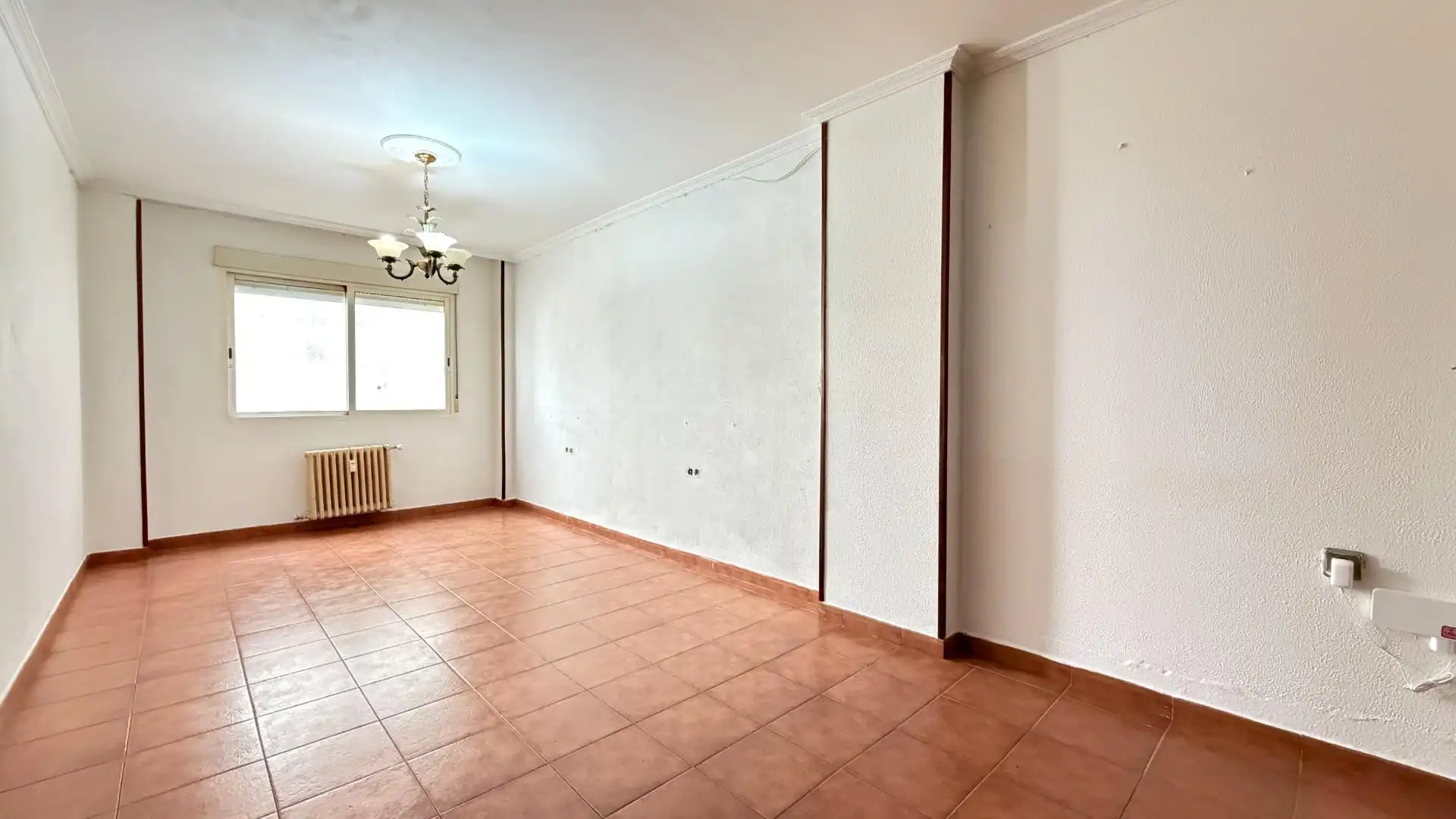 Living room of Flat for sale in Vigo   with Heating, Terrace and Balcony