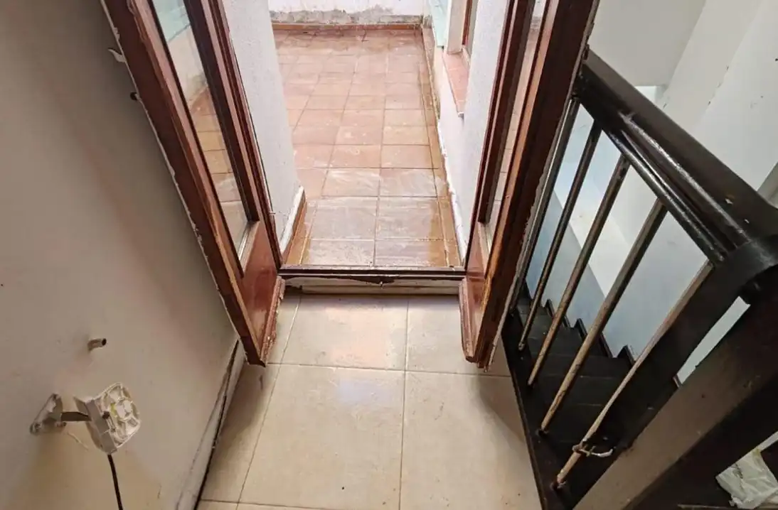 Casa adosada en venda en Cabanes (Girona) amb Balcó