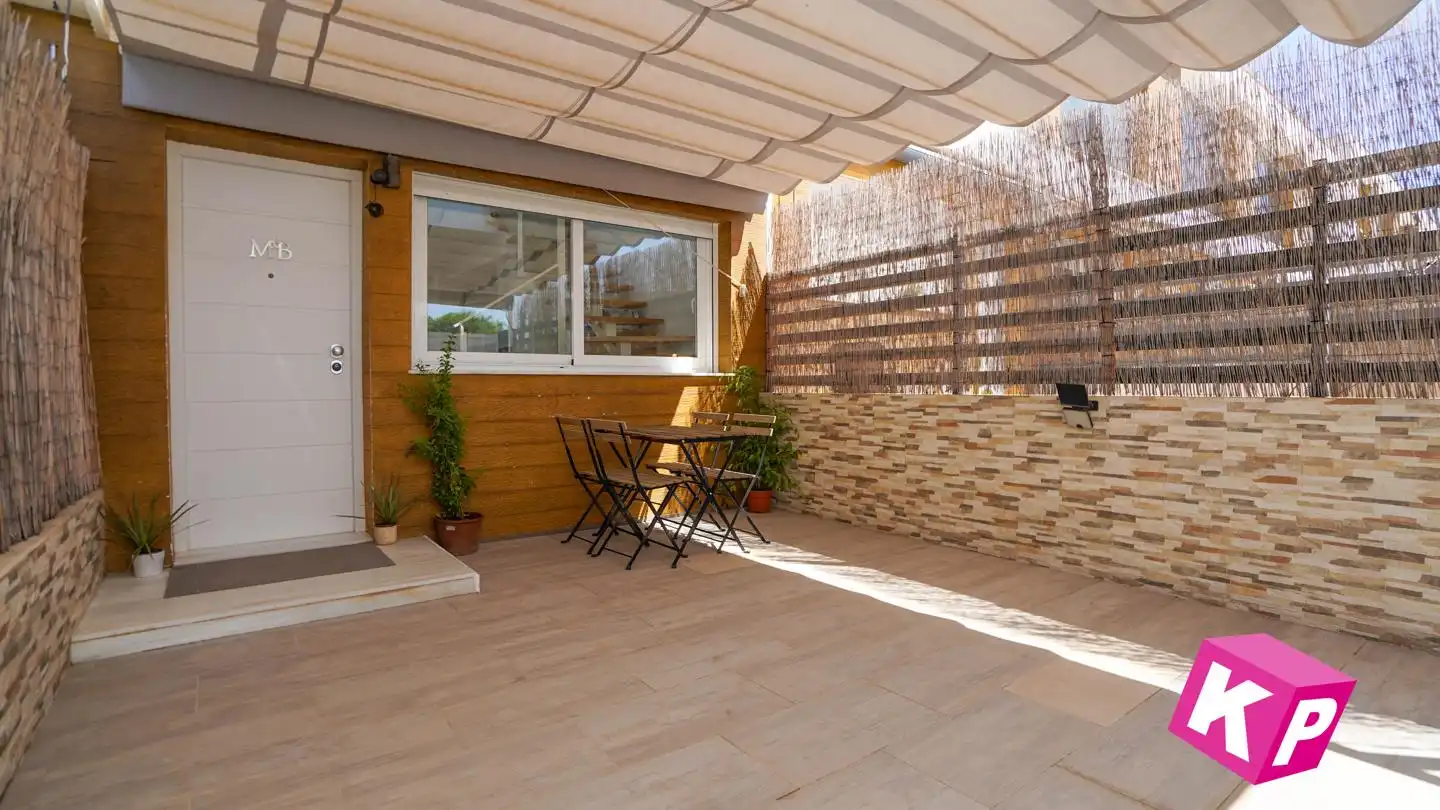 Bungalow amb piscina en venda a calle de Creta, imagen 3